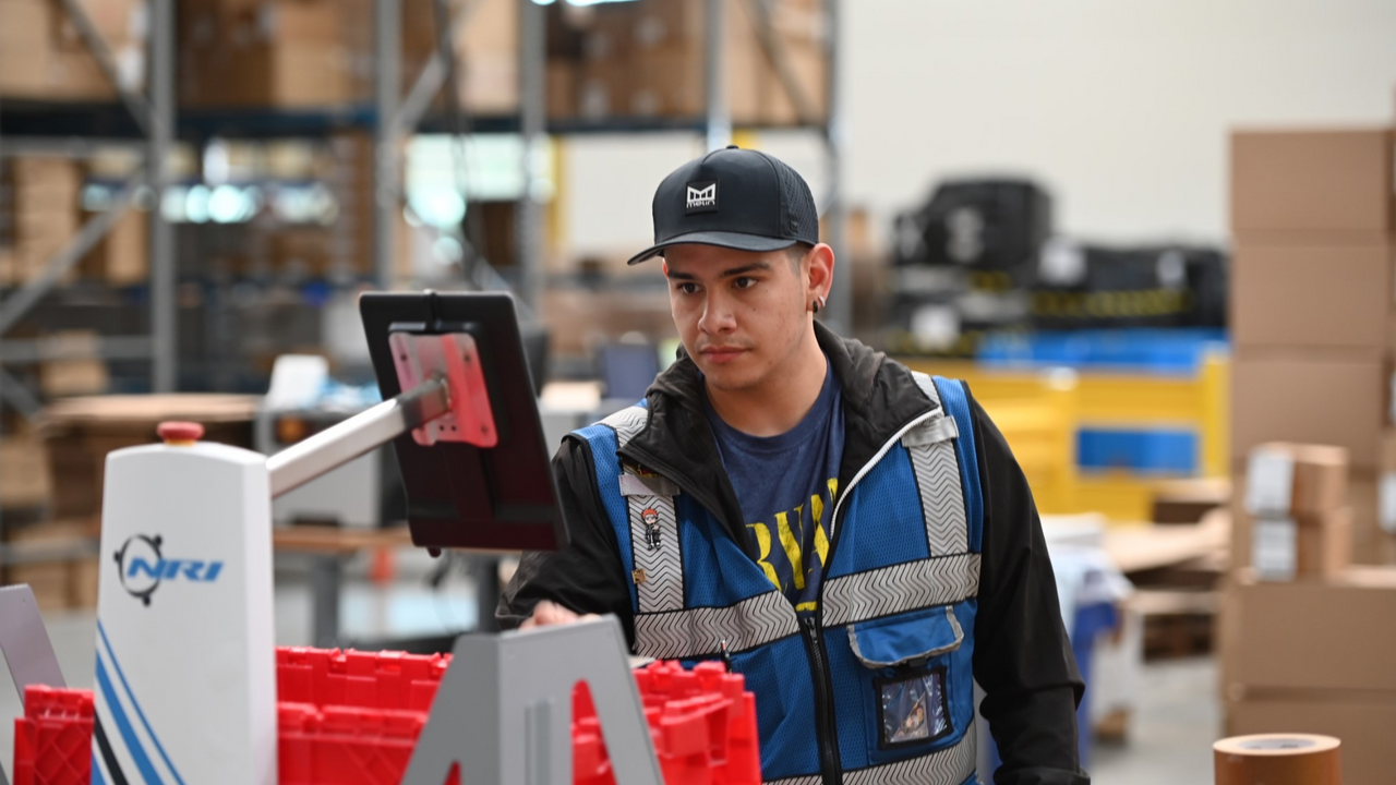 THE BIZ: The Benefits of Outsourced Fulfillment (3PL) vs. an Owned Facility